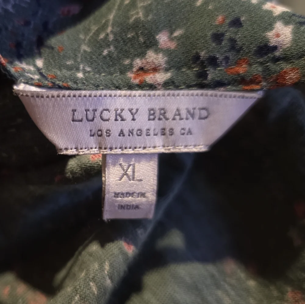 Lucky Brand Green Floral Ruffle Sleeve Blouse Size XL - Picture 2 of 3